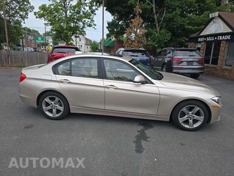 2014 BMW 3 Series Sedan 320i xDrive - miniatura 4