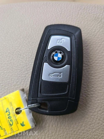 2014 BMW 3 Series Sedan 320i xDrive - miniatura 8