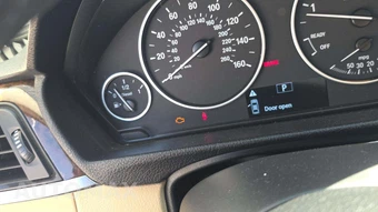 2014 BMW 3 Series Sedan 328d - miniatura 24