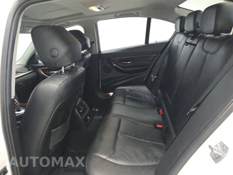2014 BMW 3 Series Sedan 328i - miniatura 13