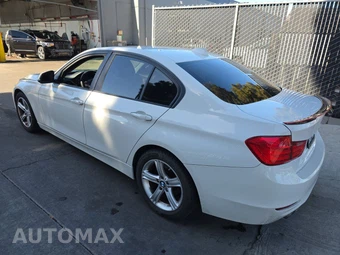 2014 BMW 3 Series Sedan 328i – miniatura 6