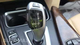 2014 BMW 3 Series Sedan 328i xDrive - miniatura 24