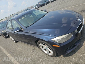 2014 BMW 3 Series Sedan 328i xDrive - miniatura 3