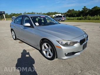 2014 BMW 3 Series Sedan 328i xDrive - miniatura 3