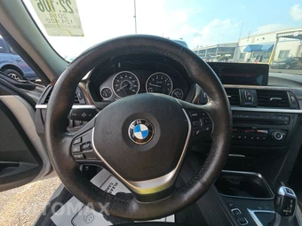 2014 BMW 3 Series Sedan 328i xDrive - miniatura 10