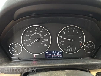 2014 BMW 3 Series Sports Wagon 328i xDrive - miniatura 12