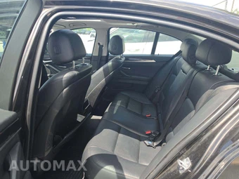 2014 BMW 5 Series Sedan 528i - miniatura 10