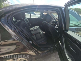 2014 BMW 5 Series Sedan 528i - miniatura 13