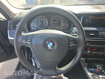 2014 BMW 5 Series Sedan 528i - miniatura 10