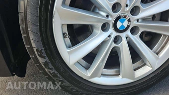 2014 BMW 5 Series Sedan 528i - miniatura 23