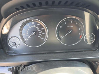 2014 BMW 5 Series Sedan 528i – miniatura 8