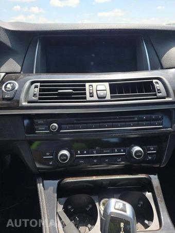 2014 BMW 5 Series Sedan 528i – miniatura 9