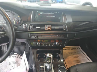 2014 BMW 5 Series Sedan 528i xDrive – miniatura 11
