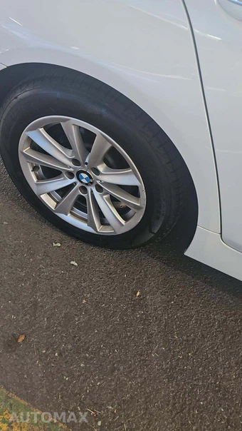 2014 BMW 5 Series Sedan 528i xDrive – miniatura 20