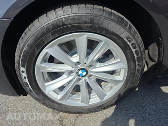2014 BMW 5 Series Sedan 528i xDrive - miniatura 8