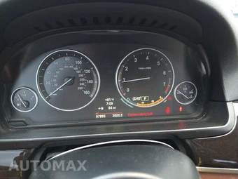 2014 BMW 5 Series Sedan 528i xDrive – miniatura 12