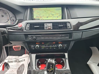 2014 BMW 5 Series Sedan 528i xDrive - miniatura 11