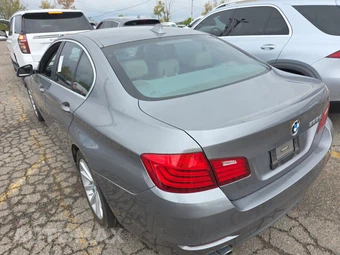 2014 BMW 5 Series Sedan 535d – miniatura 6