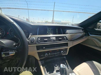2014 BMW 5 Series Sedan 535i - miniatura 9
