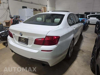 2014 BMW 5 Series Sedan 535i xDrive M SPORT LINE - miniatura 3