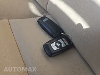 2014 BMW 5 Series Sedan 535i xDrive - miniatura 14
