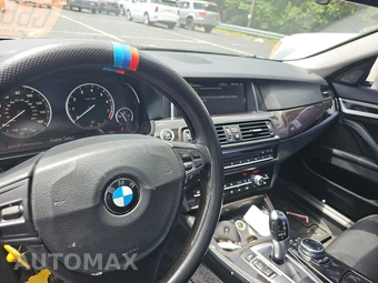 2014 BMW 5 Series Sedan 535i xDrive - miniatura 11