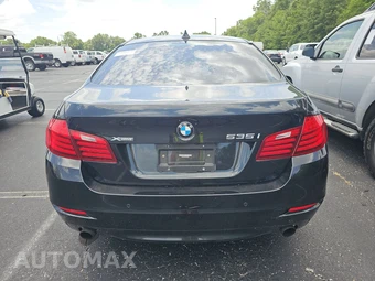 2014 BMW 5 Series Sedan 535i xDrive - miniatura 5
