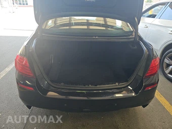 2014 BMW 5 Series Sedan 550i xDrive M SPORT LINE - miniatura 16