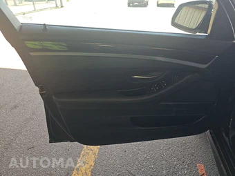 2014 BMW 5 Series Sedan 550i xDrive M SPORT LINE - miniatura 9