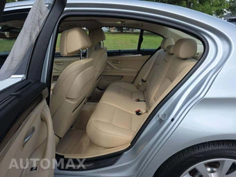 2014 BMW 5 Series Sedan 550i xDrive - miniatura 13