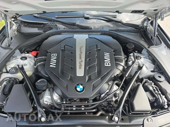 2014 BMW 5 Series Sedan 550i xDrive - miniatura 23