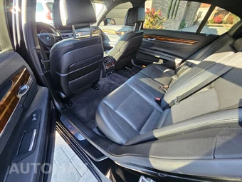 2014 BMW 7 Series Sedan 740Li - miniatura 19