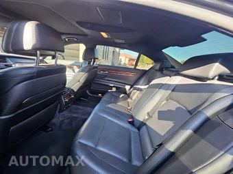2014 BMW 7 Series Sedan 740Li - miniatura 20