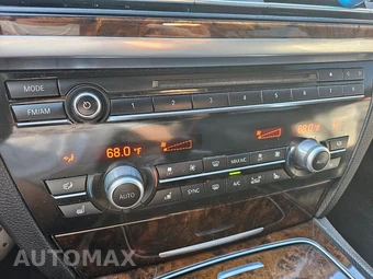 2014 BMW 7 Series Sedan 740Li - miniatura 32