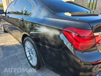 2014 BMW 7 Series Sedan 740Li - miniatura 39