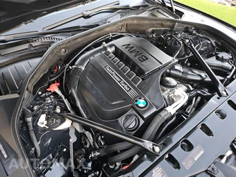 2014 BMW 7 Series Sedan 740Li - miniatura 43