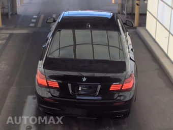 2014 BMW 7 Series Sedan 750i – miniatura 5