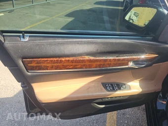 2014 BMW 7 Series Sedan 750i – miniatura 9