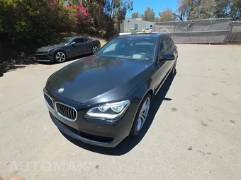 2014 BMW 7 Series Sedan 750i