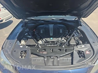 2014 BMW 7 Series Sedan 750Li - miniatura 18