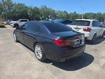 2014 BMW 7 Series Sedan 750Li - miniatura 6