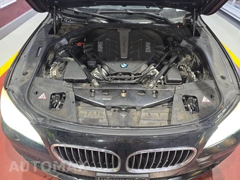 2014 BMW 7 Series Sedan 750Li - miniatura 15