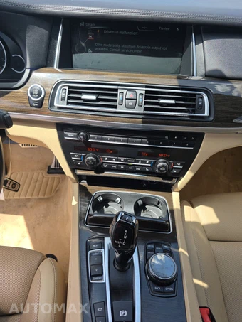 2014 BMW 7 Series Sedan 750Li – miniatura 11