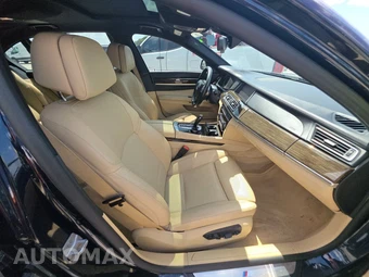 2014 BMW 7 Series Sedan 750Li – miniatura 8