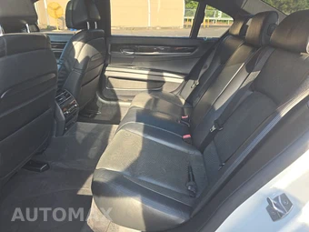 2014 BMW 7 Series Sedan 750Li – miniatura 13