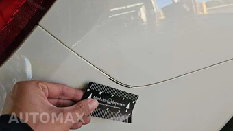 2014 BMW 7 Series Sedan 750Li – miniatura 2