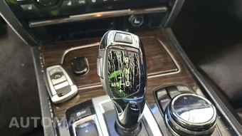 2014 BMW 7 Series Sedan 750Li – miniatura 8