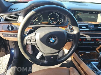 2014 BMW 7 Series Sedan 750Li xDrive - miniatura 10
