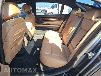 2014 BMW 7 Series Sedan 750Li xDrive - miniatura 13