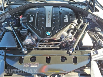 2014 BMW 7 Series Sedan 750Li xDrive - miniatura 15